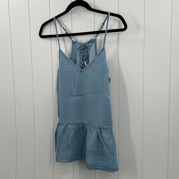 🆕Hem & Thread Lace Up Back Tank Top S,M & Large Available Light Blue Halter - Picture 4 of 8